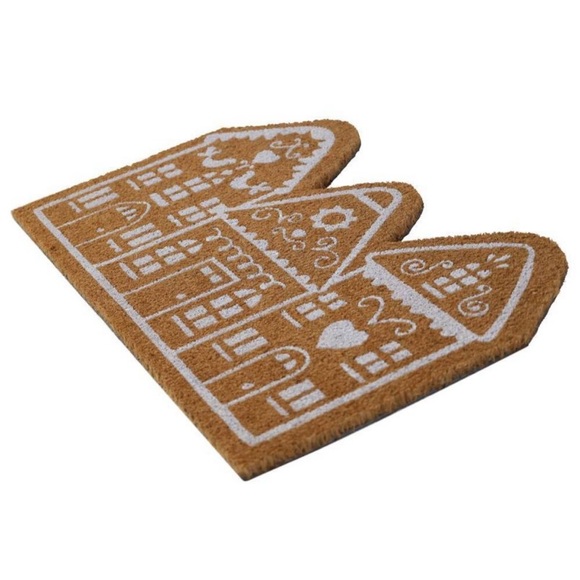 Target Bullseye’s Doormat shaped house - Picture 7 of 8